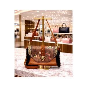 Beautiful Clutch Crossbody Handbag Turn Lock Fur Trim